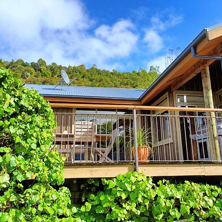 Riverstone Retreat Karamea Номер фото