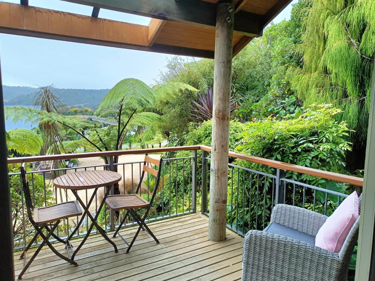 Riverstone Retreat Karamea Экстерьер фото