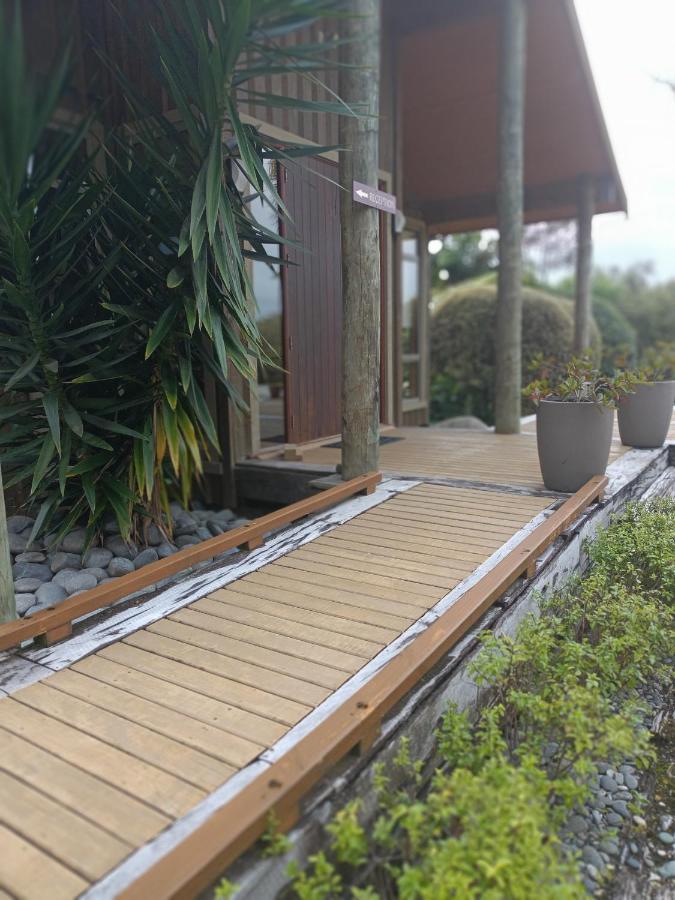 Riverstone Retreat Karamea Экстерьер фото